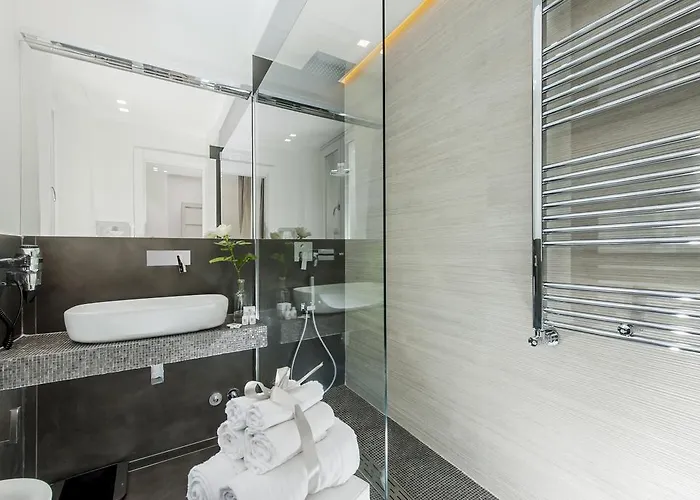 Πανσιόν Vatican Style